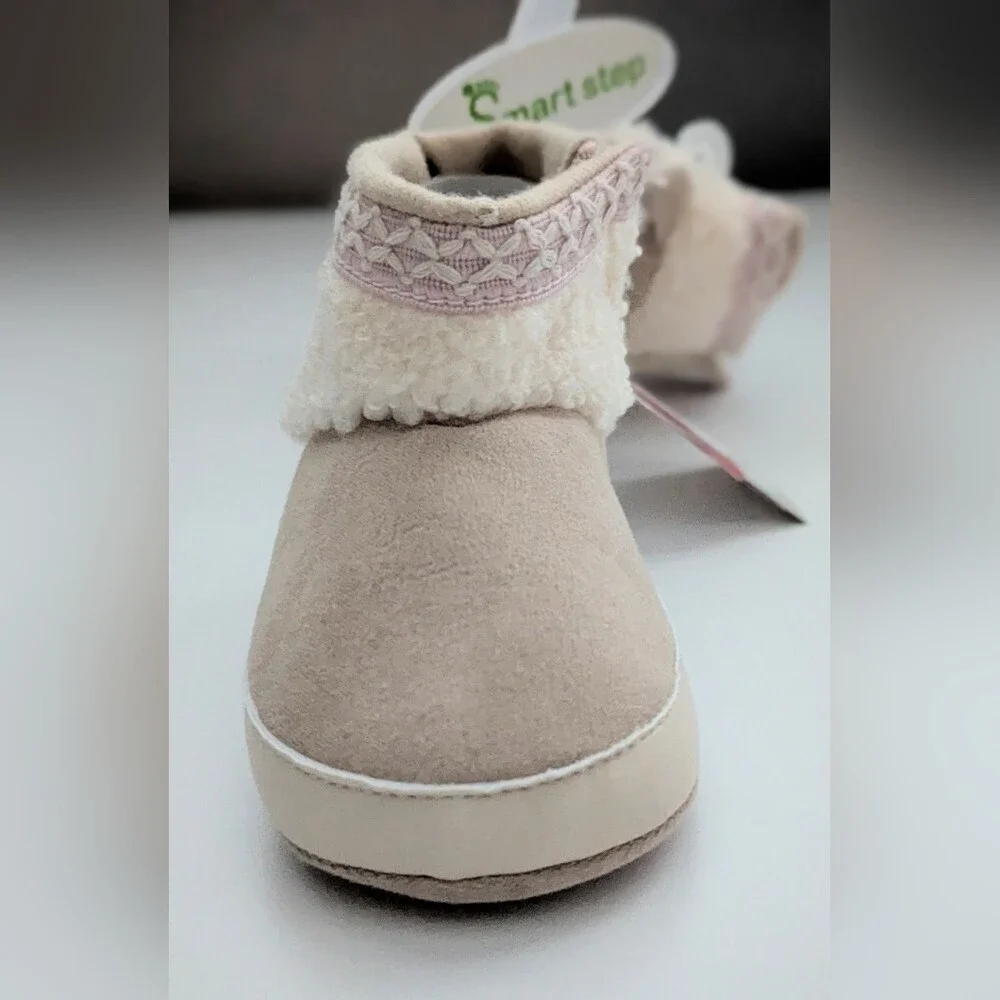 NWT Baby (Size 4) Booties/Boots/Slippers/Moccasins w/Velcro For Easy On/Off